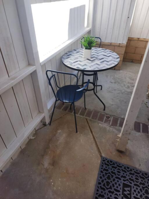 Cozy Tiny Private Guestsuite Lancaster Exterior photo