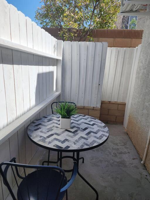 Cozy Tiny Private Guestsuite Lancaster Exterior photo
